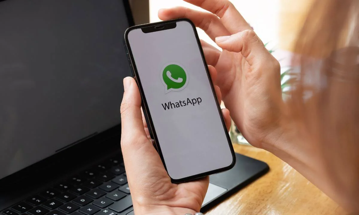 retrieve blocked messages on WhatsApp